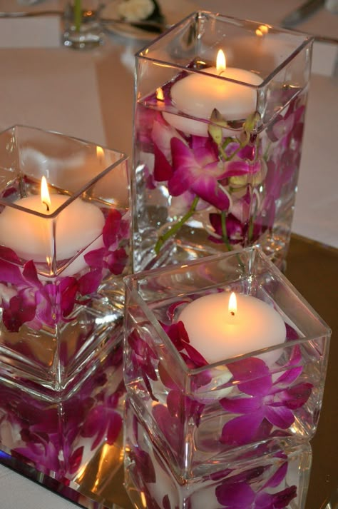 Flowers And Candles, Floating Candle Centerpieces, Smart Tiles, Square Vase, Diy Centerpieces, Candles Crafts, Deco Floral, Candle Centerpieces, Floating Candles