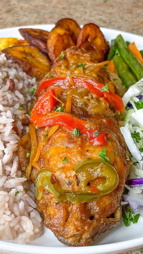 Curry Fish Recipes Jamaican, Jamaican Stew Fish, Jamaican Curry Fish, Jamaican Brown Stew Fish, Jamaican Fish, Brown Stew Fish, Grouper Fish Recipes, Red Snapper Recipe, Stew Fish