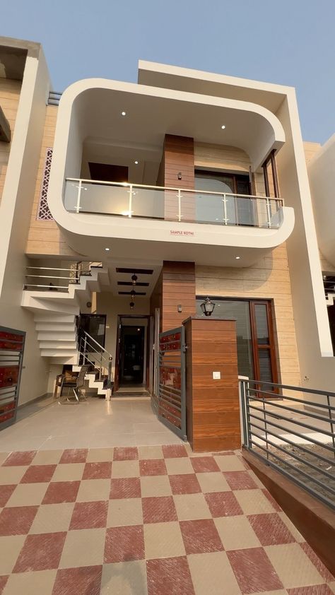 Indian House Exterior Design, Small House Front Design, House Balcony Design, Modern Small House Design, Small House Design Exterior, Small House Elevation Design, Interior Design Your Home, House Design Exterior, Instagram Luxury