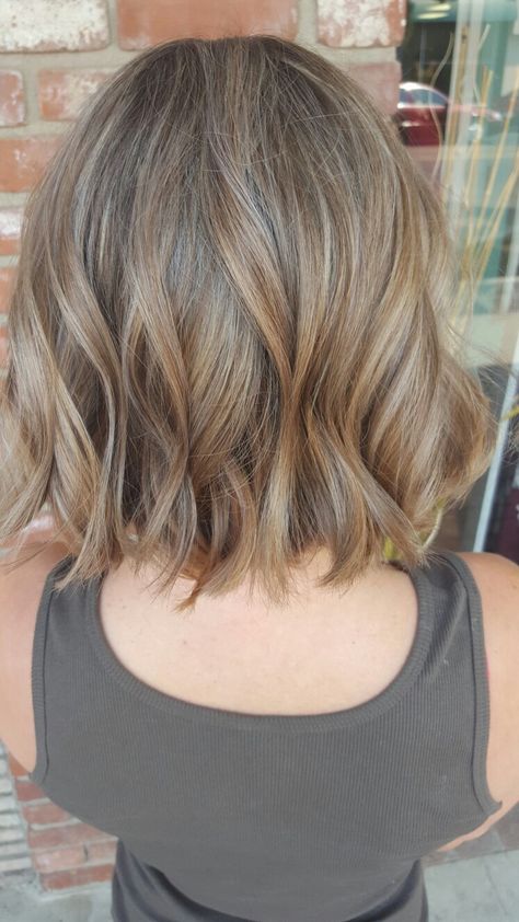 Balayage Dark Blonde beach blonde short textured Bob by Stacy Pope Balayage Dark Blonde, Balayage Dark, Short Hair Model, Color Rubio, Ombre Hair Blonde, Blonde Short, Light Ash Blonde, Balayage Blonde, Hair Color Light Brown