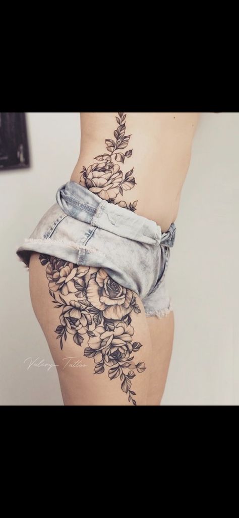 Half leg half waist flower tattoo Waist Flower Tattoo, Side Piece Tattoos, Lace Thigh Tattoos, Back Of Leg Tattoos, Upper Thigh Tattoos, Side Tattoos Women, Leg Tattoos Women, Stomach Tattoos, Tattoo Style Drawings