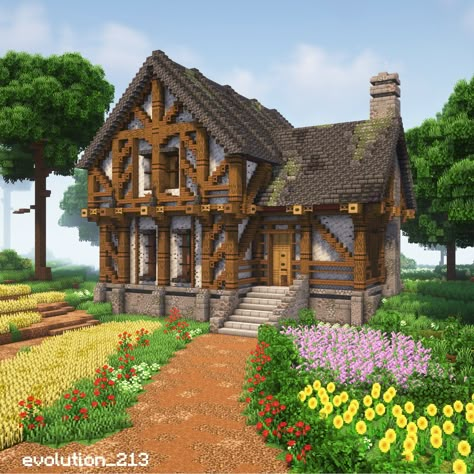 Minecraft Country House Ideas, Minecraft Medieval Horse Stable, Minecraft Cottage Village, Mideival Minecraft Builds, Old Minecraft Builds, Medival Minecraft Buildings, Midevil Minecraft Build House, Minecraft Old Houses, Vintage Minecraft House