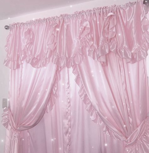 Girly Lifestyle, Rooms Decoration, Chic Bedrooms, Pink Room Decor, Princess Room, Cute Bedroom Decor, Cute Room Ideas, Pretty Room, Kawaii Room