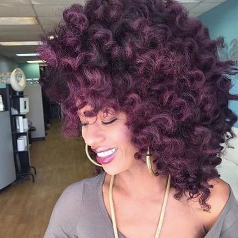 Natural Hair Ideas, Curly Hair Trends, Magenta Hair, Plum Hair, Natural Hair Extensions, Hair Styles 2017, Beautiful Curls, Purple Hair, Curly Hair Styles Naturally