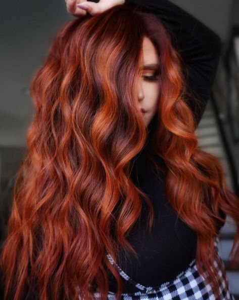 Ginger Highlights and Cherry Red Lowlights Hair Color Autumn 2022, Red Hair With Deminsion, Dark Red Hair With Highlights And Lowlights Strawberry Blonde, Red Ombre Hair Color For Brunettes, Hair Color 2022, Ginger Brown Hair, Bright Copper Hair, Dark Ginger Hair, Ginger Hair Dyed