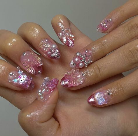 Gyaru Nails, Pink Chrome Nails, Hot Pink Nails, Pink Chrome, Nails Tumblr, Exotic Nails, Nail Swag, Bling Acrylic Nails, Gem Nails