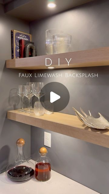 Ally • Home Decor & Inspo on Instagram: "Faux lime wash backsplash, anyone??? I went back and forth on what to do for our new bar—tile, wood accents, wallpaper, Roman clay, etc and I settled on a faux lime wash backsplash because (1) it was easy (2) very cost effective and the cheapest option and (3) it is so easy to change if I want to switch gears in the future! For the colors here, I color matched our cabinets and the second shade is just a little lighter. I probably went a little too light for that second shade so I did another coat of the darker paint so it wasn’t so dramatic, but you can easily play with it to get the look you want. Any questions? Comment below and follow for more!! #limewash #homebar #kitchenideas #moodybar #moodyvibes #kitchenreno #backsplashideas #back Faux Lime Wash With Paint, Limewash Kitchen, Faux Lime Wash, Roman Clay, Lime Wash Walls, Bar Tile, Lime Wash, Washing Walls, Tile Wood