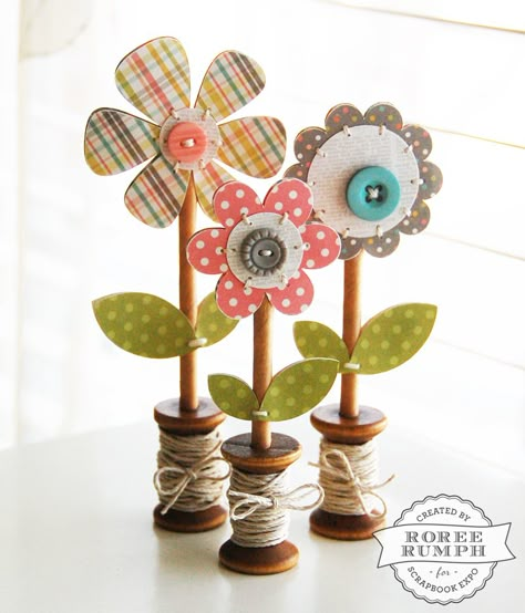 Wooden Spool Flowers by Roree Rumph #ScrapbookExpo #WeeklyScrapper Sewing Party Decorations, Wooden Spool Crafts, Neli Quilling, Spool Crafts, Folding Origami, Scrapbook Flowers, Wooden Spool, Wooden Spools, Wooden Flowers