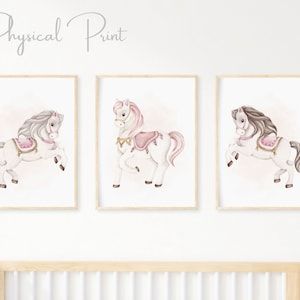 Horses Nursery, Horse Nursery Art, Pink Carousel, Blush Pink Nursery, Horse Nursery, Animal Nursery Art, Nursery Art Girl, Round Wall Art, Merry Go Round