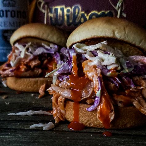 Buffalo Pulled Chicken, Smoked Buffalo Chicken, Bearded Skull, Buffalo Chicken Sliders, Chicken Rub, Honey Chipotle, Chicken Sliders, Slider Buns, Dark Meat