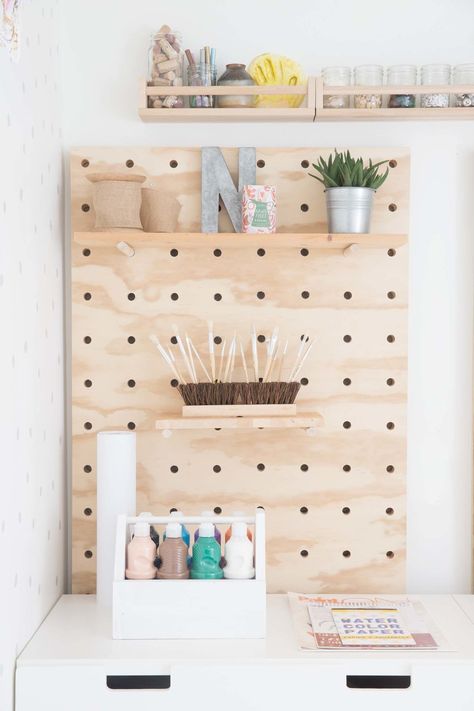 HOW TO DIY GIANT PEGBOARD! — WINTER DAISY | Melissa Barling, Kids' Interior Decorator & Lifestyle Blogger Desk Girls Room, Art Pegboard, Giant Pegboard, Diy Peg Board, Ikea Pegboard, Diy Pegboard, Ikea Art, Pegboard Wall, Kids Art Studio