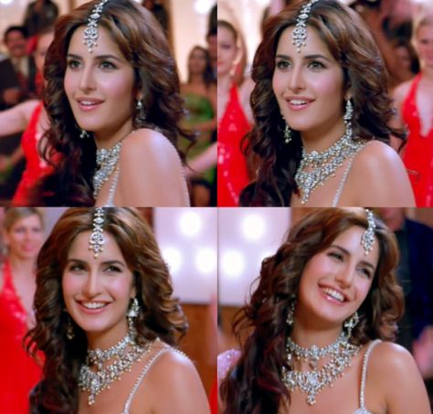 Katrina Kaif in Welcome Katrina Indian Outfits, Katrina Kaif Outfits 2000s, Katrina Kaif Outfits Bollywood Fashion, Katrina Kaif Lehenga, Katrina Kaif In 90s, 90s Indian Fashion, Katrina Aesthetic, Katrina Kaif Outfits, Katrina Kaif Movies