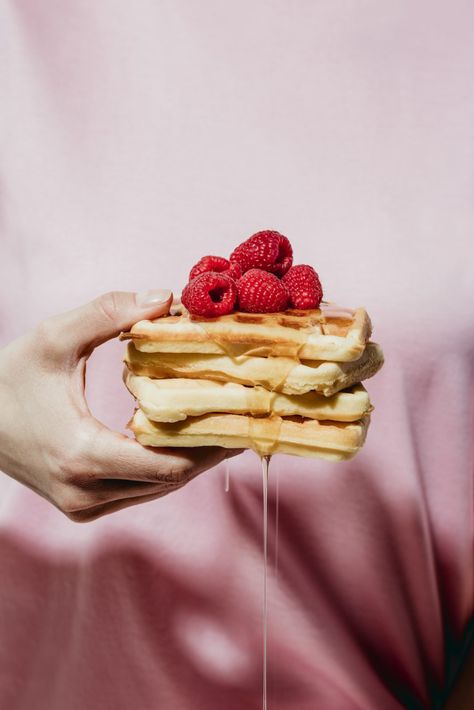 Product, still life and food photographer Tatjana Zlatkovic blends her architectural background and sharp eye to photograph everyday objects with a twist. Waffles Photography, Food Photoshoot, Photo Food, Photographing Food, Food Styling, Food Photo, Fine Dining, Waffles, Food Photography