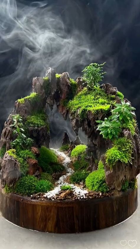 Bonsai Landscape Ideas, Innovation Ideas, Tanaman Air, Diy Waterfall, Miniature Zen Garden, Tiny Gardens, Taman Air, Miniature Decor, Diy Succulent Terrarium