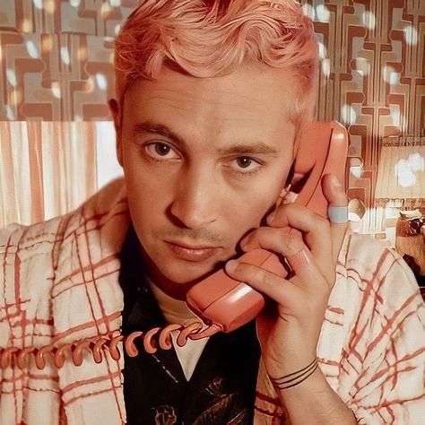 Tyler Joseph, One Pilots, Twenty One Pilots, Twenty One, Pilots, Pink Hair, Hair, Pink