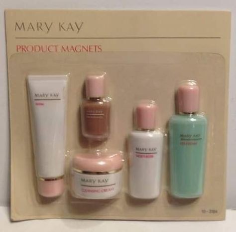 Vintage Mary Kay, Mary Kay Quotes, Vintage Makeup Ads, Trending Skincare, Imagenes Mary Kay, Mary Kay Pink, Mary Kay Consultant, Mary Kay Ash, Makeup Ads