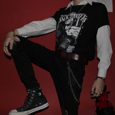 Punk Outfit Inspo Men, Emo Night Outfit Men, Formal Emo Outfits Male, Grunge Rock Outfits Men, Emo Mens Outfits, Mens Punk Fashion Grunge, Alt Mens Outfits, Alt Man Outfits, Male Rockstar Outfit