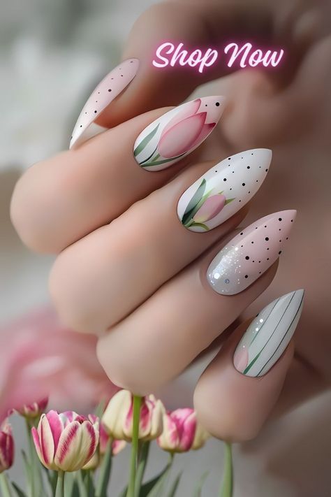 Tulip Nail Art, Fall Nails Designs, Nails Painting, Fall Leaves Nail Art, Tulip Nails, Solar Nails, Manicure Nails, Nail Stamping Plates, Nail Art Kit