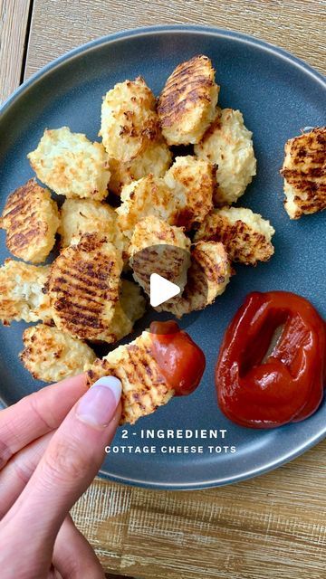 Bethany on Instagram: "Comment “TOTS” if you want to make these 2-ingredient tots by @lilsipper - It’s no secret cottage cheese is having a moment, but let’s take it to the savory side....with these cauliflower rice cottage cheese tots! I call them “CCC tots” (cauliflower cottage cheese tots)

- low carb
- keto friendly
- grain free
- potato free
- egg free

Tag me @lilsipper if you make them so I can see!

SAVE this recipe!
Heat 1 bag of frozen cauliflower rice cauliflower on the stove (do not add water) until tender. While cauli-rice is heating, whip 1 cup of cottage cheese. Add whipped cottage cheese to cauliflower rice and season to taste. Form and shape, then bake on a lined baking sheet at 350 F for about 45 minutes. *Cooking time may vary depending on the amount and size of your tot Savory Bariatric Recipes, Cottage Cheese Toast Savory, Cottage Cheese Tater Tots, Cottage Cheese Cauliflower Tots, Cottage Cheese Side Dish, Cottage Cheese Tots, High Protein Low Carb Vegetarian Recipes, Cauliflower Cottage Cheese, Cottage Cheese Savory