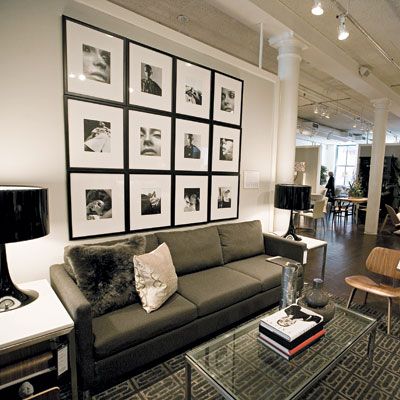 wall of fame Wall Of Fame Ideas Home, Wall Of Fame Ideas, Lobby Couch, Fame Ideas, Christmas Shop Window, Clinic Interior, Console Table Living Room, Art Walls, Lounge Ideas