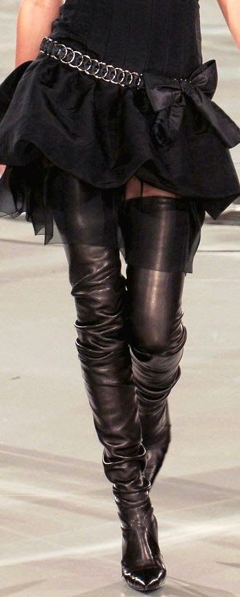 Luv to Look | Curating Fashion & Style: Black Chanel high boots Mode Shoes, Chanel Boots, Mode Chanel, Chanel Couture, Devil Wears Prada, The Devil, Looks Style, Mode Inspiration, Thigh High Boots