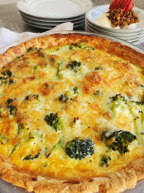 Broccoli And Feta Quiche, Broccoli Crustless Quiche Recipes, Brocolli Cheddar Quiche Easy, Broccoli Spinach Quiche, Easy Broccoli Quiche Recipes, Broccoli And Cheese Quiche Easy, Chicken Broccoli Quiche, Chicken And Broccoli Quiche, Quiche Recipes Broccoli Cheese