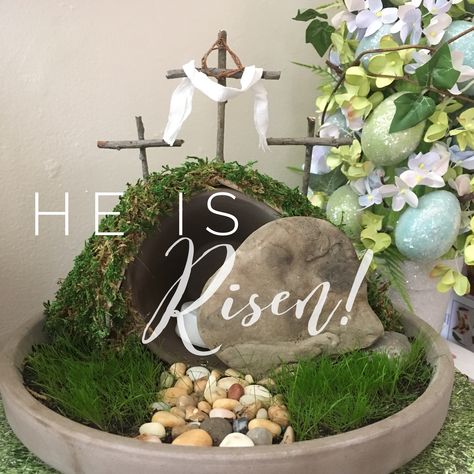 Christ Centered Easter Decorations, Easter Tomb, Resurrection Garden, Easter Porch Decor, Christ Centered Easter, Easter Outdoor, Easter Decorations Table, Easter Garden, Church Easter Decorations