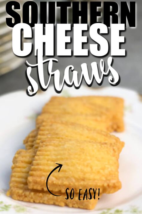 Cheese Straws Easy, Cheese Straws Recipe, Homemade Cheese Crackers, Friends Recipes, Spicy Cheese, Savoury Biscuits, Crispy Cheese, Cheese Straws, Homemade Crackers