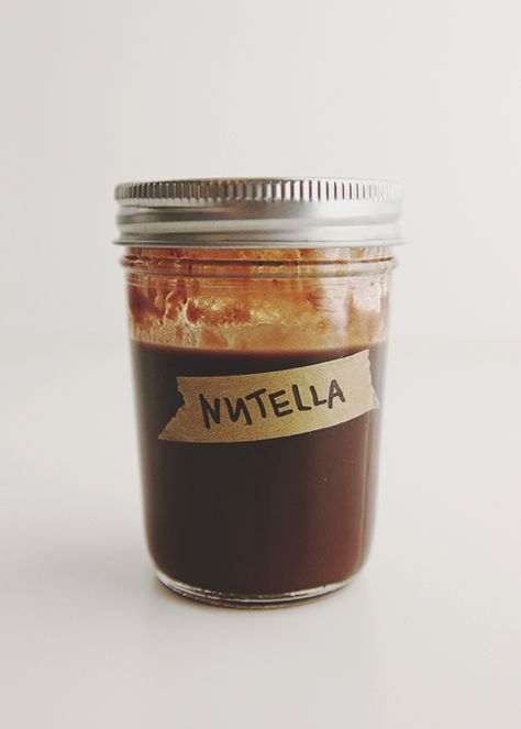 A glorified simple syrup fit for iced lattes, hot lattes, ice cream drizzles, and whatever else you can dream up. Nutella Syrup Recipes, Nutella Syrup, Nutella Sauce, Nutella Latte, Nutella Coffee, Pumpkin Crisp, Iced Lattes, Syrup Recipes, Chocolate Chip Cookie Cake