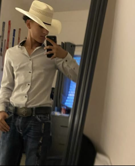 White Vaquero Outfit Men, Takuache Guys Edgar, Quince Men Outfits, Vaquero Style Men, Corridos Outfits, Cute Vaqueros Guys, Cowboys Outfit For Men, Quince Outfits Men, Vaquero Outfits Men