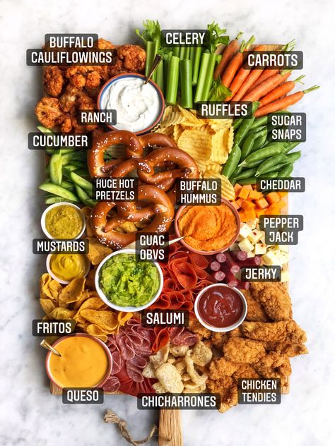 Game Day Charcuterie Board, Cheese And Charcuterie Board, Game Night Food, Entertaining Platters, Super Bowl Snacks, Fancy Cheese, Bar Snacks, Bowl Ideas, Charcuterie Inspiration