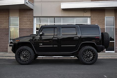 Black Harrier Car, Hummer H2 Offroad, Hummer Car Aesthetic, Hammer Car, Black Hummer Car, Gmc Hummer Ev, Jeep Wrangler Lifted, Luxury Van, Black Rhino