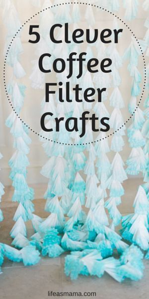 You'll never believe these gorgeous crafts are made with coffee filters! They are beautiful and simple, and oh so inexpensive. Clever Coffee, Coffee Filter Wreath, Coffee Filter Crafts, Coffee Filter Flowers, Coffee Filters, Diy Coffee, Coffee Filter, Mason Jar Diy, Mason Jar Crafts