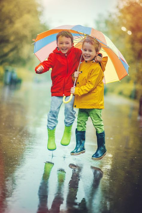 VERY GOOD: Kids Alive International goodhousemag Rainy Photoshoot, Good Kids, Rain Photo, Rain Photography, Pose Reference Photo, Kids Pictures, Stock Pictures, In The Rain, Children Illustration