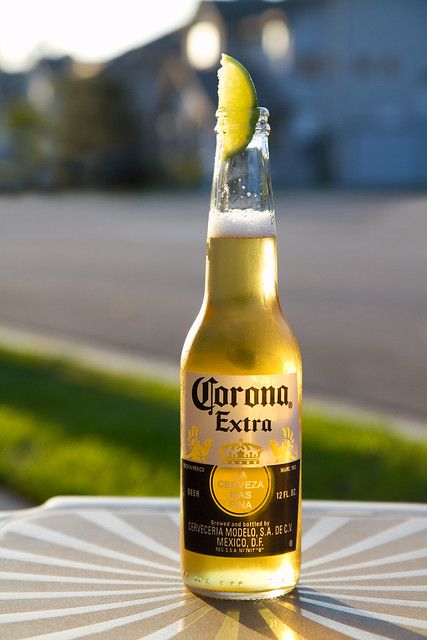 Beers Of The World, Ice Cold Beer, Michelada, Cold Beer, Best Beer, Adult Drinks, Beer Lovers, Drinking Beer, Yummy Drinks