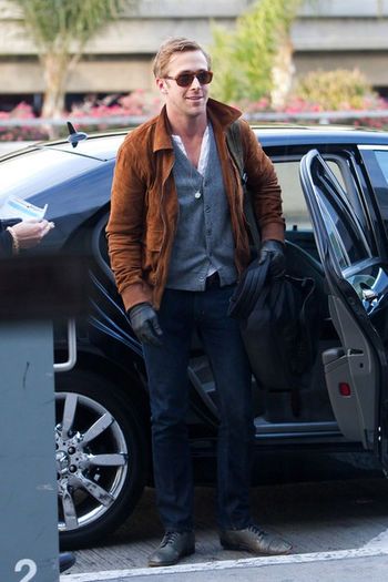 Help to find this Brown Suede Jacket Brown Suede Jacket Outfit, Suede Jacket Outfit, Body Scan, Los Angeles International Airport, Brown Suede Jacket, Jacket Outfit, Man Style, Ryan Gosling, West Hollywood