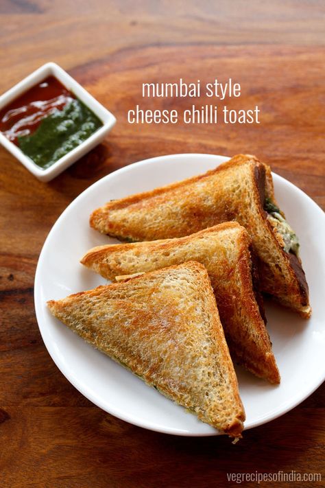 Breakfast Recipes French Toast, Chilli Cheese Toast, Toasted Sandwich Recipes, Sandwich Recipes Indian, Cheese Toast Recipe, Toast Sandwich, Green Chutney, Cheese Toast, Indian Breakfast