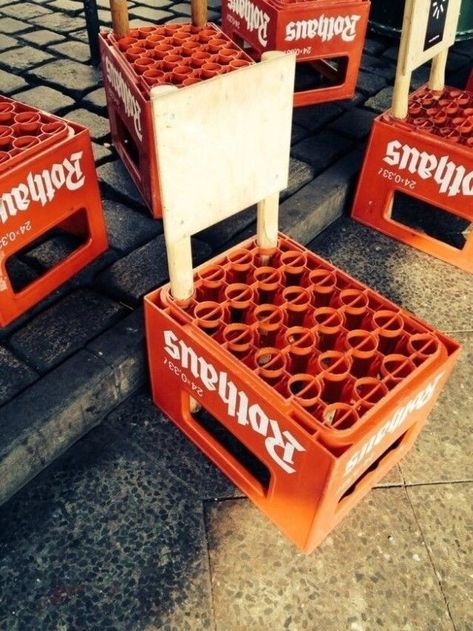 Upcycle Plastic, Beer Crate, Crate Table, Gone But Not Forgotten, Crate Diy, Plastic Crates, Milk Crates, Crate Furniture, Diy Upcycling