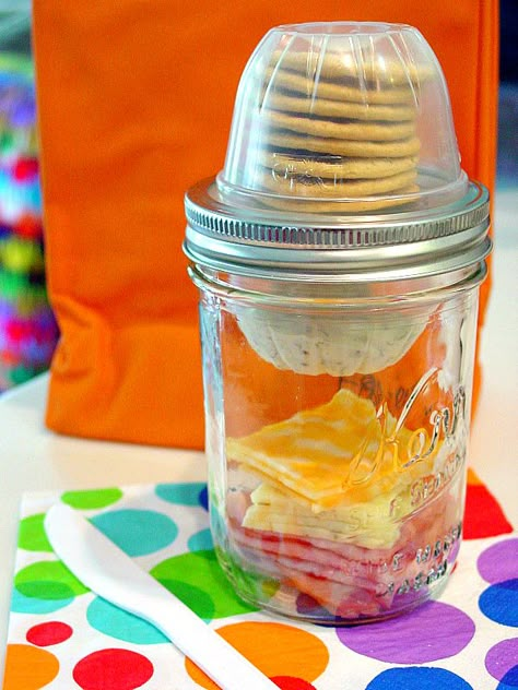 A Dozen Incredible Mason Jar Hacks | Yesterday On Tuesday Mason Jar Snacks, Mason Jar Lunch, Mason Jar Food, Mason Jar Recipes, Jar Meals, Jar Food, Jar Recipes, Mason Jar Meals, Mason Jar Ideas