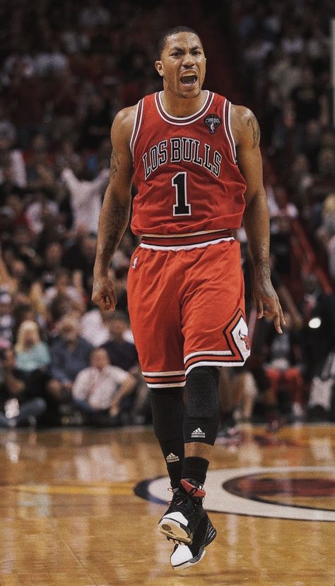 D Rose Wallpaper Nba, Derrick Rose Aesthetic, Derrick Rose Wallpapers, Rose Nba, Rosé Back, Basketball Photography, Nba Wallpapers, Rosé Aesthetic, Derrick Rose