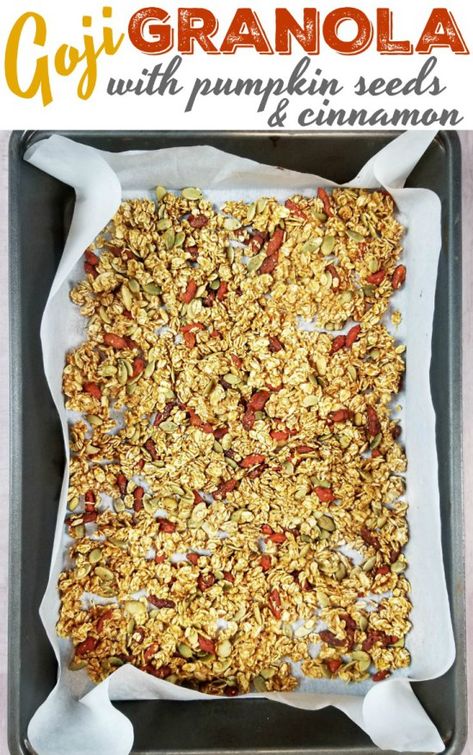 Goji Granola with pumpkin seeds and cinnamon Pumpkin Seeds Cinnamon, Dried Goji Berry Recipes, Healthy Pumpkin Spice Granola Recipe, Pumpkin Spice Granola Healthy, Pumpkin Seed Granola, Goji Berry Recipes, Seed Granola, Pumpkin Flax Granola, Berry Oatmeal