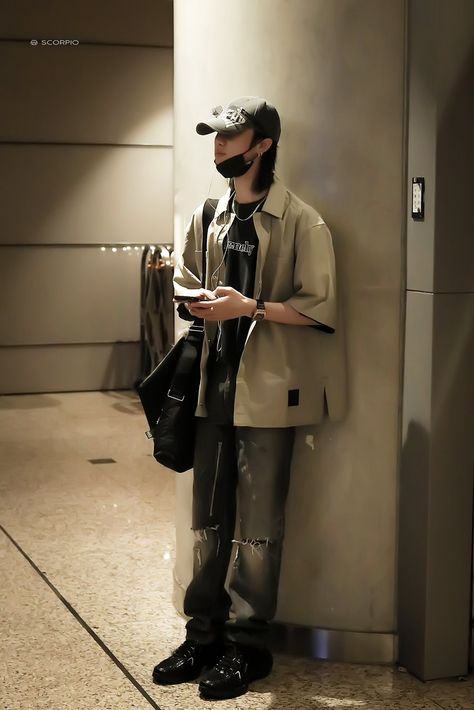 Xu Minghao Outfit, Minghao Airport Fashion, Minghao Outfits, Minghao Airport, Minghao Fashion, The8 Seventeen, Carat Seventeen, Seventeen Minghao, Xu Minghao