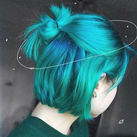 Pastel Hair Colors, Hair Color Pastel, Mermaid Aesthetic, Peinados Fáciles Para Cabello Corto, Dye Colors, Pastel Hair, Hair Dye Colors, Dye My Hair, Colorful Hair