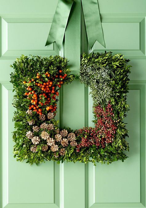 square-wreath-plants-berries-862013ae Modern Fall Wreath, Fall Wreath Ideas, Fall Wreaths For Front Door, Square Wreath, Straw Wreath, Modern Wreath, Red Wreath, Twig Wreath, Diy Fall Wreath