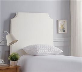 DIY Headboard Dorm Room Decor Dorm Essentials Dorm Room Decorating Ideas College Headboard, Dorm Room Headboards, Dorm Headboard, Diy College, Closet Diy, College Bedding, Dorm Room Hacks, Dorm Diy, Dorm Room Diy