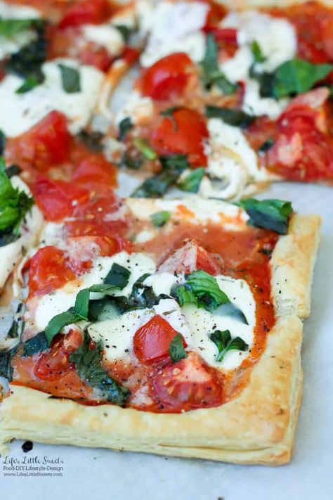 This Tomato Basil Mozzarella Puff Pastry Tart recipe is an easy, Summer-y and savory meal to make. No pizza dough making required! #pizza #tart #tomato #basil #puffpastry #recipe #Mozzarella #tomatosauce #caprese Mozzarella Puff Pastry, Pizza Tart, Puff Pastry Recipes Savory, Tomato Mozzarella Basil, Basil Mozzarella, Healthy Calories, Heart Recipes, Puff Pastry Tart, Pastry Tart