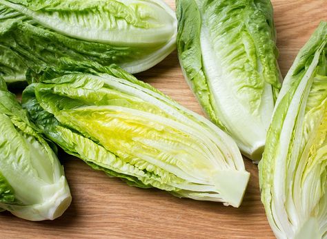 What Happens To Your Body When You Eat Romaine Lettuce | Eat This Not That Folate Rich Foods, Grilled Romaine, Parris Island, Eat This Not That, Kale And Spinach, Low Carb Vegetables, Romaine Lettuce, Caesar Salad, Leafy Greens