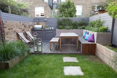 Low maintenance, child-friendly, Firemagic, outdoor kitchen garden design with vegetable garden and built-in seating in Gosberton Road, Balham, London Garden Seating Area, Backyard Seating, Backyard Vegetable Gardens, London Garden, Built In Seating, Have Inspiration, Vegetable Garden Design, Child Friendly, Garden Seating