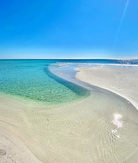 Stay Salty Florida™ on Instagram: “Fall in FL☀️R🌴DA hits a little differently. Navarre Beach, Emerald Coast FL. . . Photo credit @navarre.beach.life #staysaltyflorida…” Emerald Coast Florida, Navarre Florida, Navarre Beach Florida, Somewhere On A Beach, Navarre Beach, Stay Salty, Best Family Vacations, Emerald Coast, Florida Travel