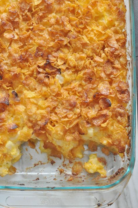 Corn Flakes Potato Casserole | Dining With Alice Cornflake Potato Casserole, Cornflake Potatoes, Casserole With Corn, Cheesy Casserole Recipes, Corn Flake, Casserole Side Dishes, Thanksgiving Appetizer Recipes, Holiday Appetizers Easy, Pepperocini Recipes